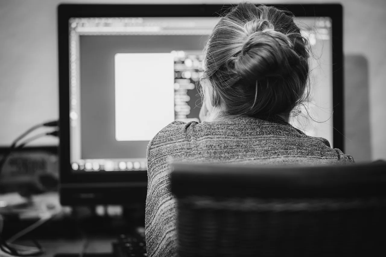 home office, person, work, web design, business, workplace, monitor, computer, keyboard, screen, laptop, office work, independent, freelancer, success, graphic designer, designer, digital, nomad, home office, web design, web design, success, success,…