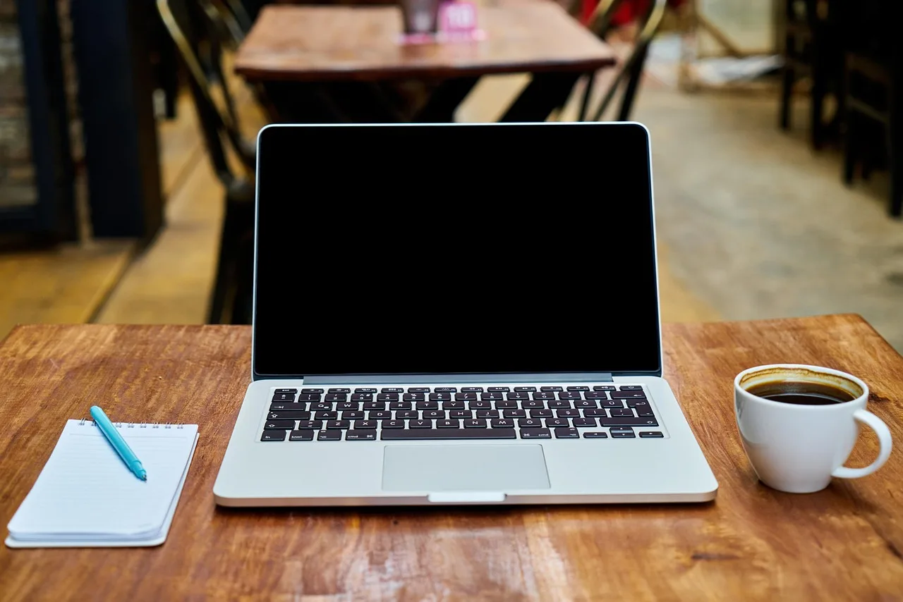 coffee, caffeine, beverage, table, brown, cup, coffee cup, good morning, morning, wake, cafe, wood, espresso, cappuccino, work, restaurant, computer, technology, laptop, rustic, drink, note, pen, write, take notes, notebook, paper, page, brown…